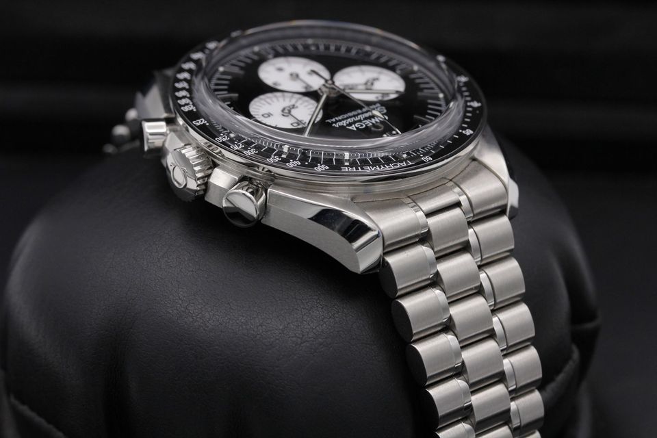 Omega Speedmaster Moonwatch Professional 310.30.42.50.01.004 Image 4